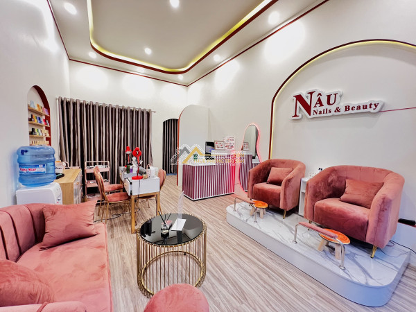 Chính chủ cần sang nhượng tiệm nâu nails và beauty tại nhà thờ đồng phát, quảng tiến, trảng bom,