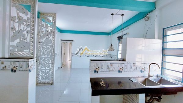 Mình muốn sang nhượng toàn bộ spa hoặc mặt bằng cửa hàng tại số 46 ngõ 124 nguyễn lam - phúc đồng