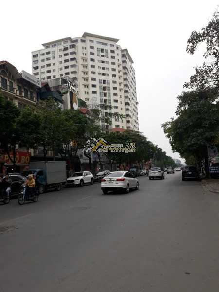Cho thuê biệt thự mỹ đình sông đà, 200m2, 4 tầng làm spa, văn phòng, nhà ở