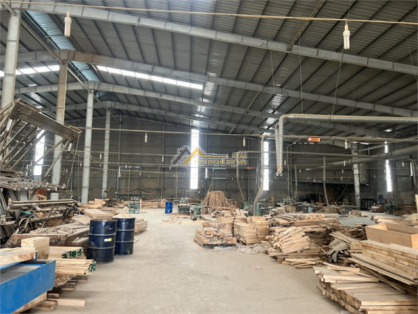 Xưởng sản xuất ngoài kcn, xa dân cư, trạm điện lớn 630kwa, pccc, chiều cao xưởng 9m