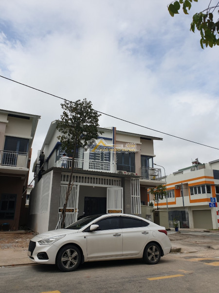 Chính chủ cần nhượng lại gấp văn phòng vị trí siêu đẹp tại  quận tân bình hcm