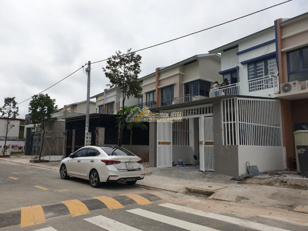 Chính chủ cần nhượng lại gấp văn phòng vị trí siêu đẹp tại  quận tân bình hcm
