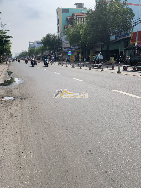 Phòng chdv mặt tiền lê văn quới, giá từ 2,5tr.