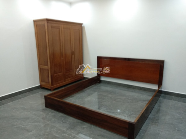 Cho thuê căn nhà 4 tầng liền kề hoàng huy mall, kênh dương, lê chân.