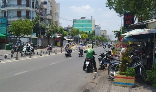 Cho thuê mặt bằng + vp cty tầng trệt 60m2, bình tân.