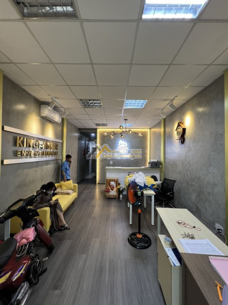 Showroom mat tien an dương vương, p3, q5 giá thuê 70 triệu trên tháng, có thương lượng