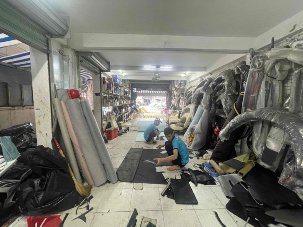 Showroom mat tien an dương vương, p3, q5 giá thuê 70 triệu trên tháng, có thương lượng