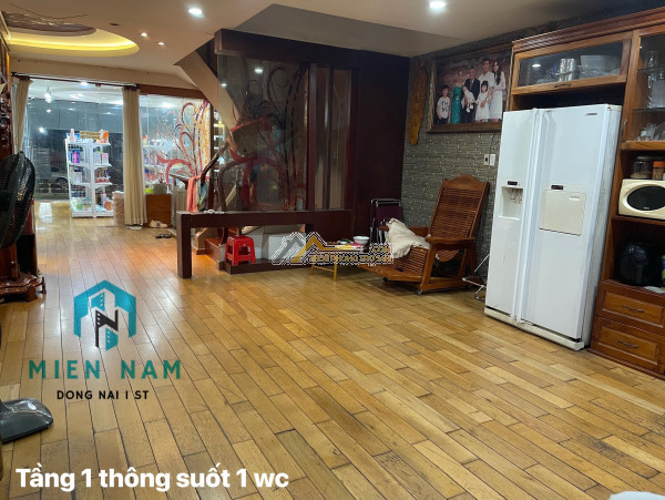 Cho thuê nhà 1 trệt 1 lầu nguyễn ái quốc 20triệu thoáng đẹp