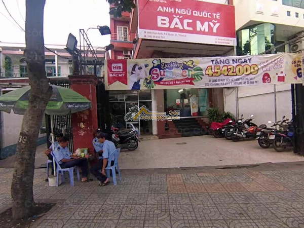 Cho thuê nguyên căn mặt tiền đường hòa bình, p5, q11 - 100tr tháng