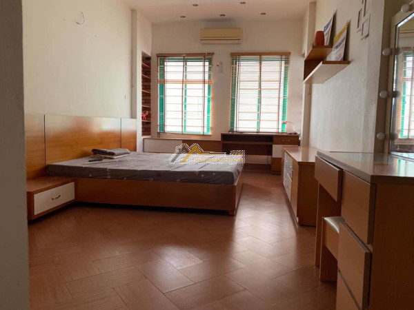 Bán nhà láng hạ, ba đình, cực rộng, cực rẻ, thoáng trước sau 60m2 giá 4,8 tỷ