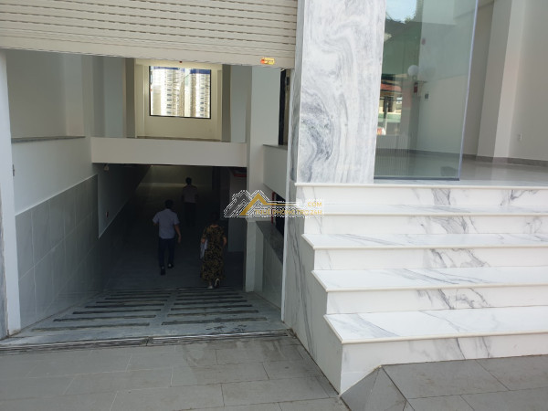 Cho thuê tòa nhà mặt tiền trần thị cờ, thới an, quận 12, dtsd 1000m2, 6 tầng, 135 trieu/tháng