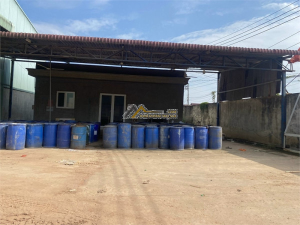 cho thuê nhà nguyên căn mặt tiền ngang 12m thông suốt. đường phạm văn thuận