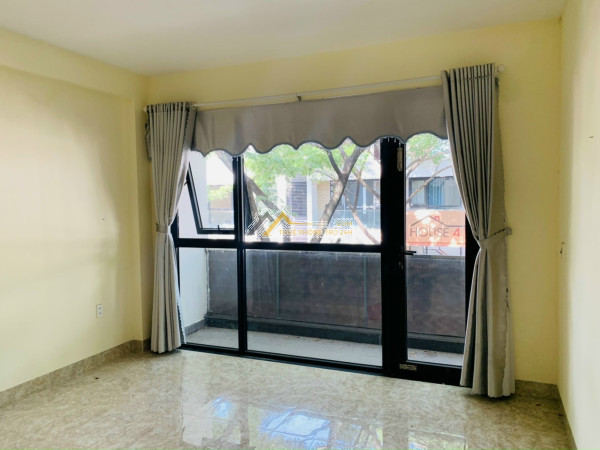 Cho thuê nhà nguyên căn shophouse khu đô thị fpt da nang