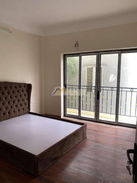 Cho thuê nhà 3 tầng 1 tum 50m2, đầy đủ nội thất chỉ dọn vào ở xuân đỉnh - hà nội