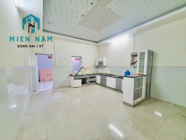 Cho thuê mặt bằng góc 2 mặt tiền biên hoà