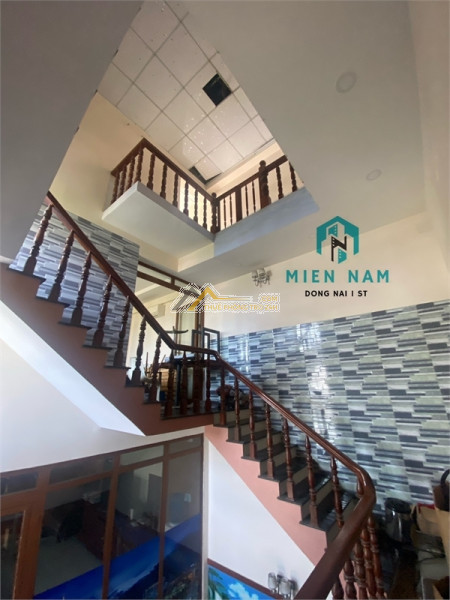 Cho thuê kho xưởng 1000m2 trung tâm biên hoà