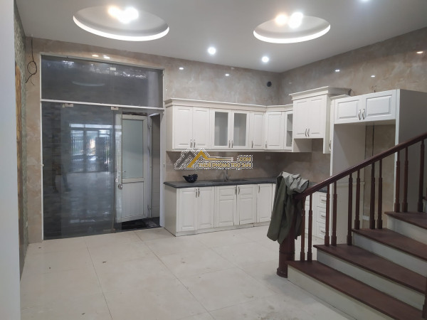 Cho thuê biệt thự dương nội, 200m2, phố kinh doanh, gần aeon mall, hđ 5 năm. lh 0985087065