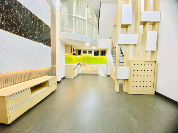 Bán nhà sát mặt tiền phan đăng lưu, 32m2, 4 tầng, chỉ 5,65 tỷ.