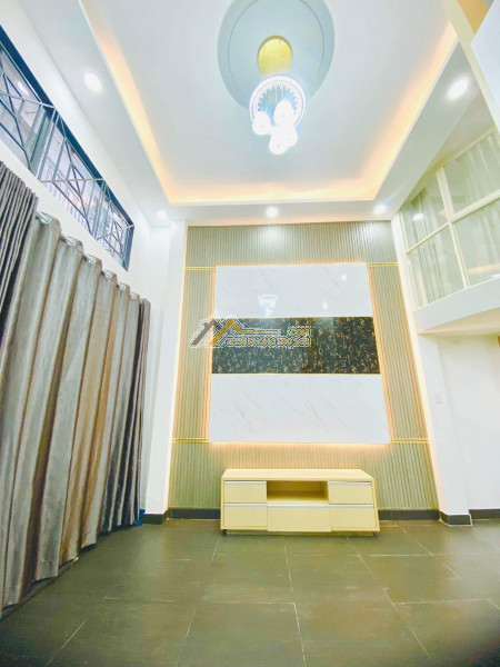 Bán nhà sát mặt tiền phan đăng lưu, 32m2, 4 tầng, chỉ 5,65 tỷ.