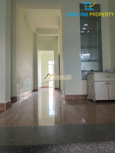 Nhà nguyên căn 3 tầng đường lê nổ phù hợp ở và kinh doanh
