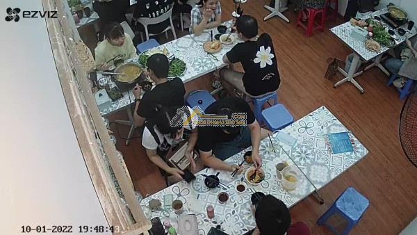 Chính chủ sang nhượng quán ăn mặt phố nguyễn chí thanh láng thượng đống đa hà nội