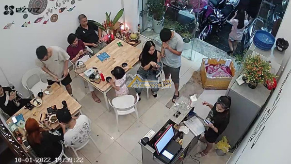 Chính chủ sang nhượng quán ăn mặt phố nguyễn chí thanh láng thượng đống đa hà nội