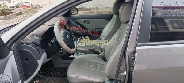 Cần bán xe hyundai avante 1.6 at 2012 khu phố 11, tân phong, biên hoà đồng nai
