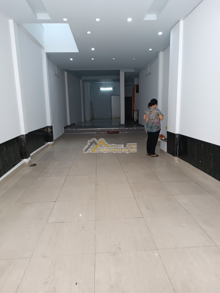 Chính chủ có nhà mới xây cho thuê tại vị trí đẹpở tp thủ đức : chỉ 8 triệu : có sẵn nội thất